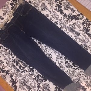 Abercrombie ankle pants or rolled capris